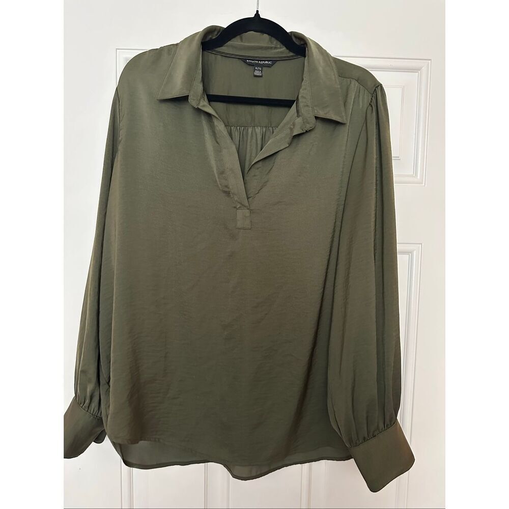 Banana Republic Womens Satin Blouse Olive Green Collared Top Pullover Top XL